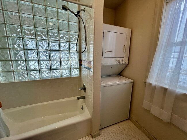 Building Photo - Rural Home for Rent in the Country