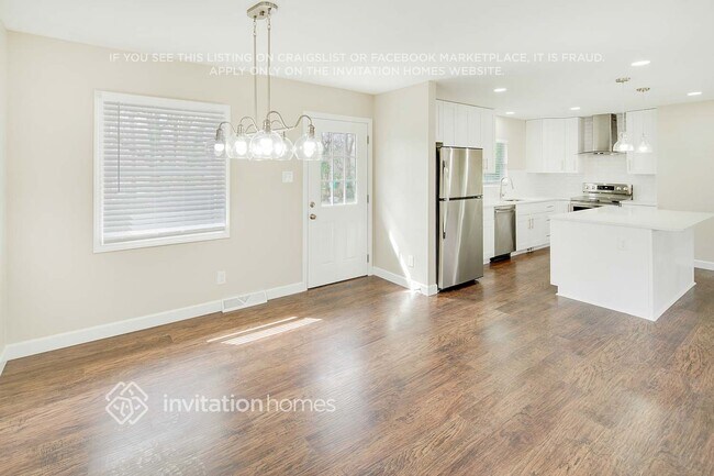 Building Photo - 4240 Winedale Ln