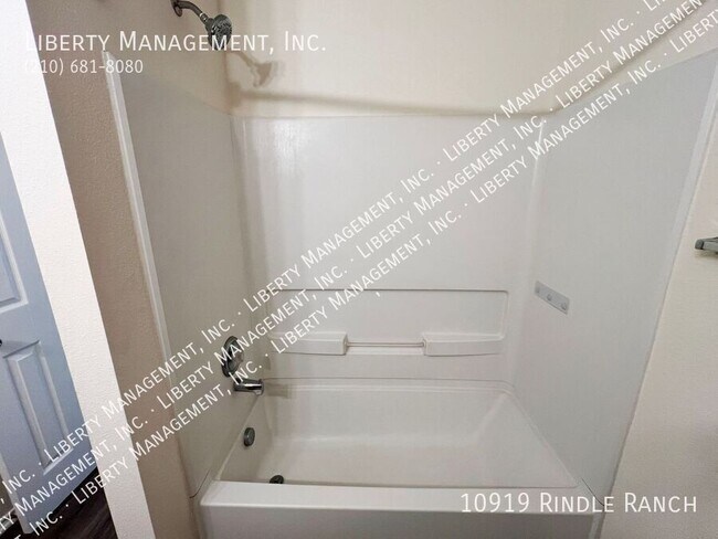 Building Photo - 10919 Rindle Ranch