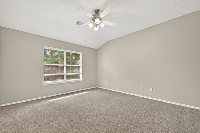 Building Photo - 110 N Burberry Park Cir