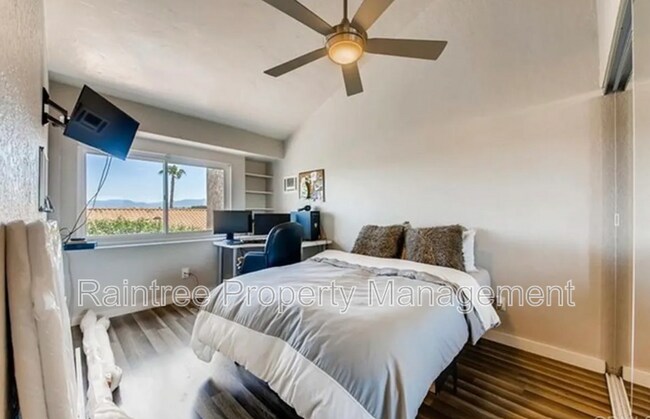 Building Photo - 671 Ascot Dr