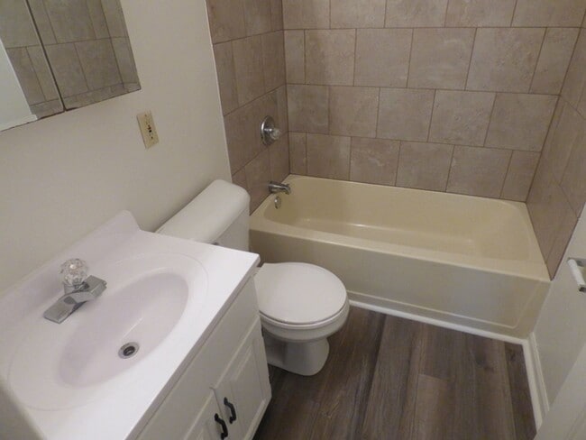 Building Photo - 308 Pursley Dr