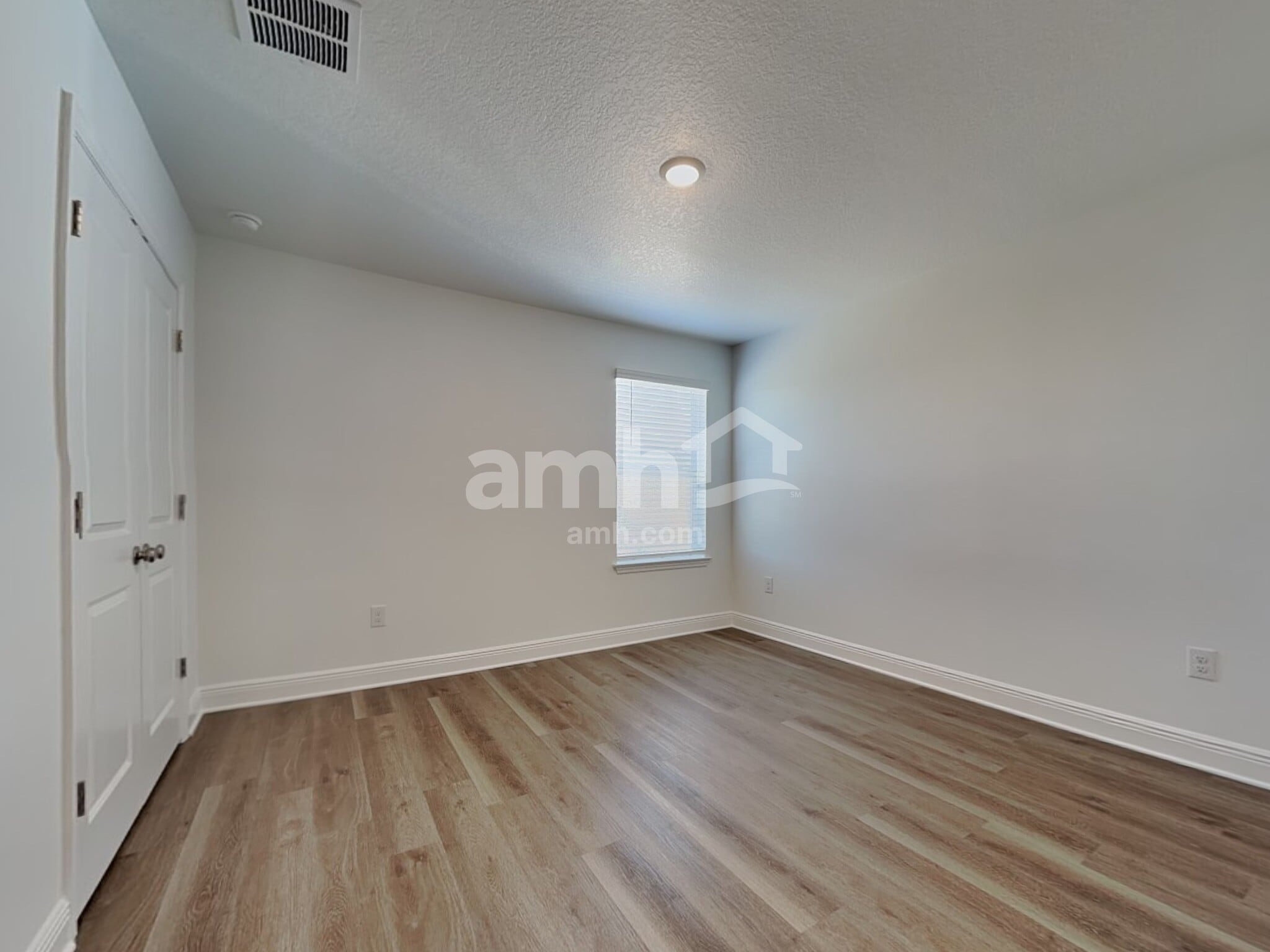 Building Photo - 6735 Atlantic Bch Ave