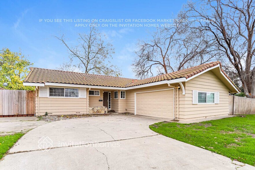 Building Photo - 640 W El Camino Ave