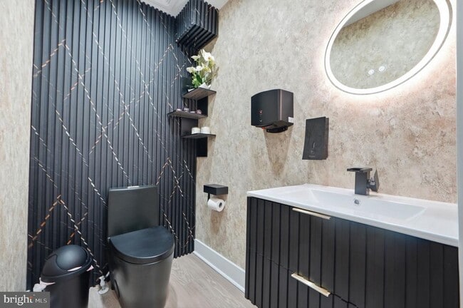 Building Photo - 6314 Barrs Ln