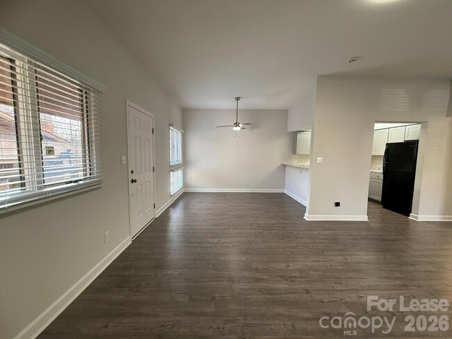 Building Photo - 10900 Rail Tye Pl