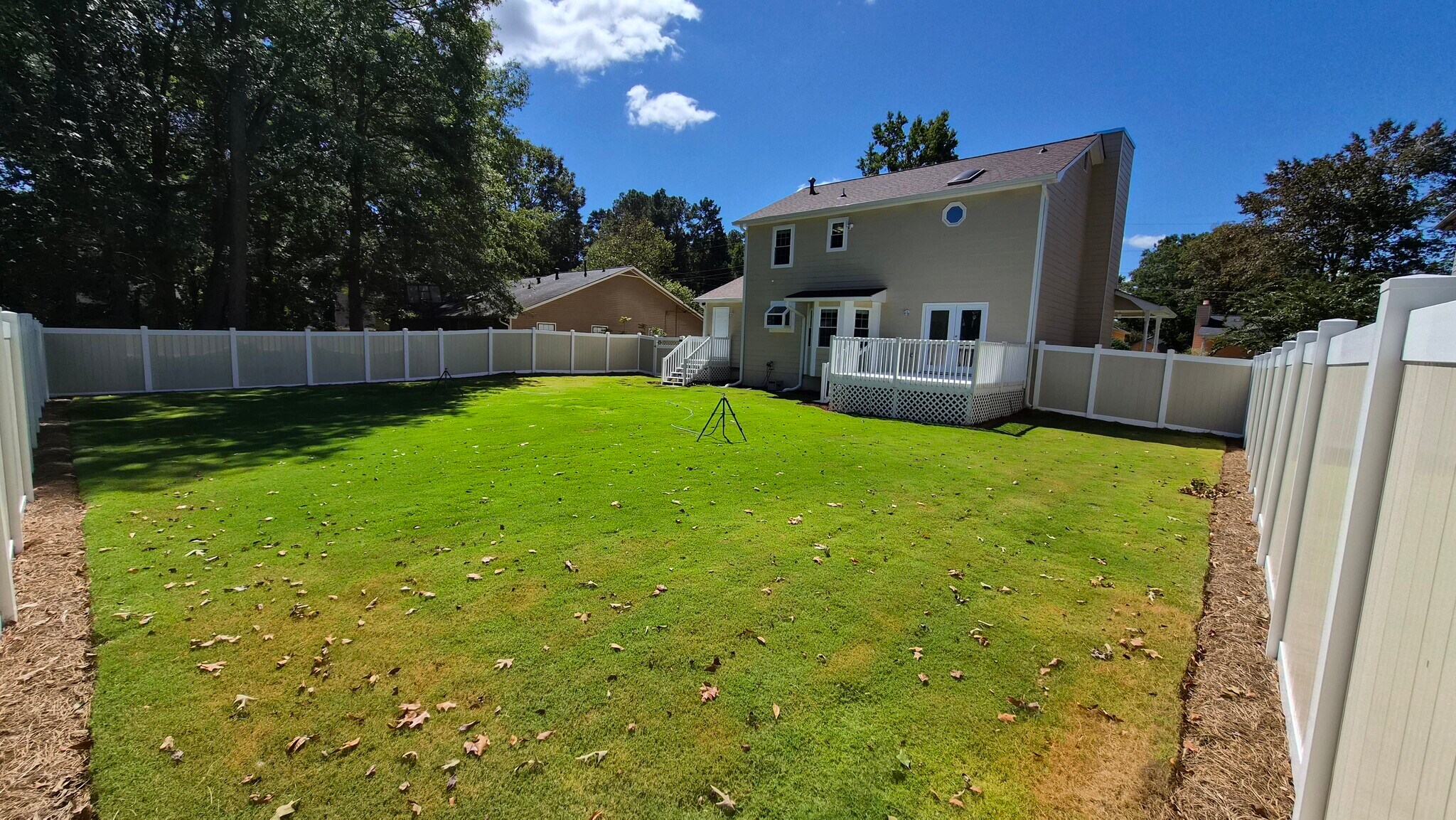 Building Photo - 490 Julius Dr