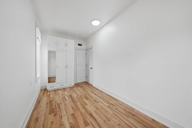 Building Photo - 1514 W Fry St