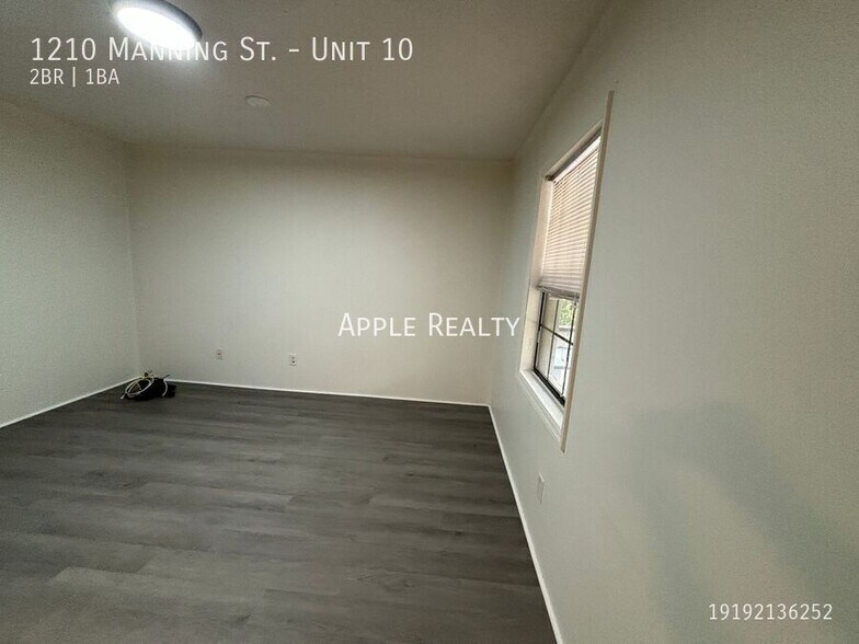 Building Photo - 1210 Manning St