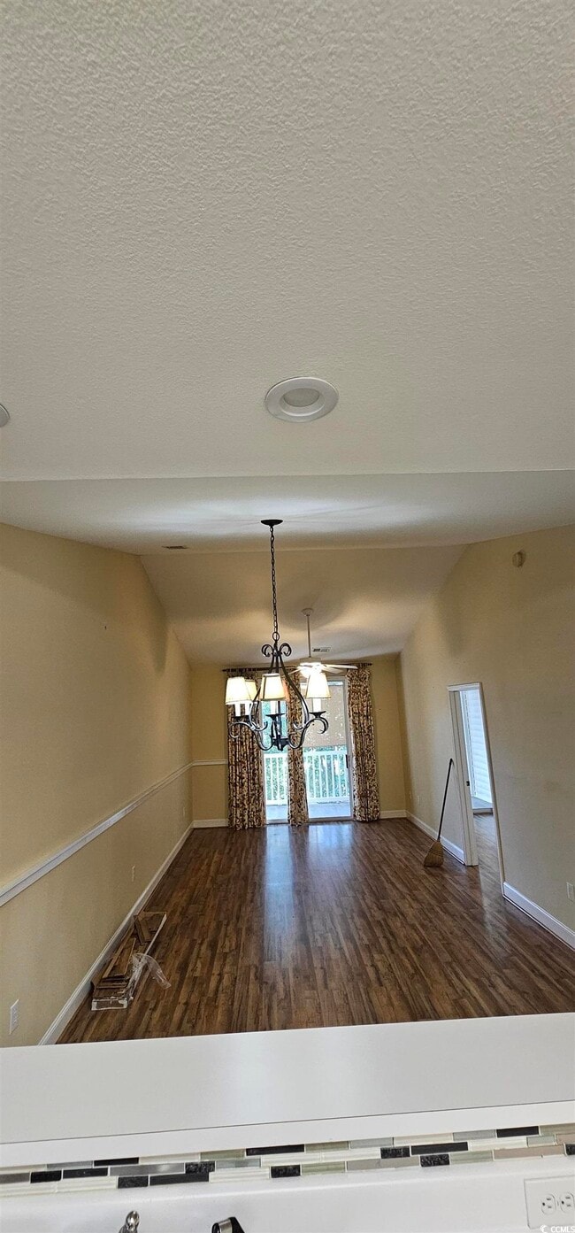 Building Photo - 1286 River Oaks Dr