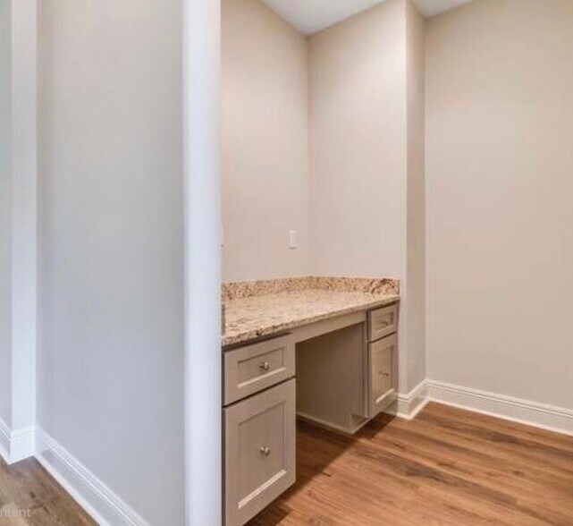 Building Photo - 103 Ella Hill St