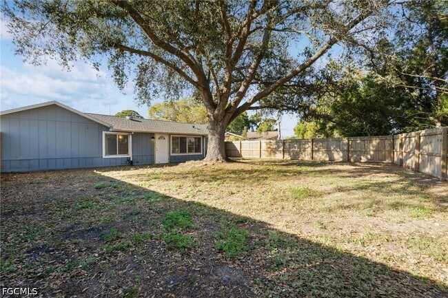 Building Photo - 100 Contee Dr