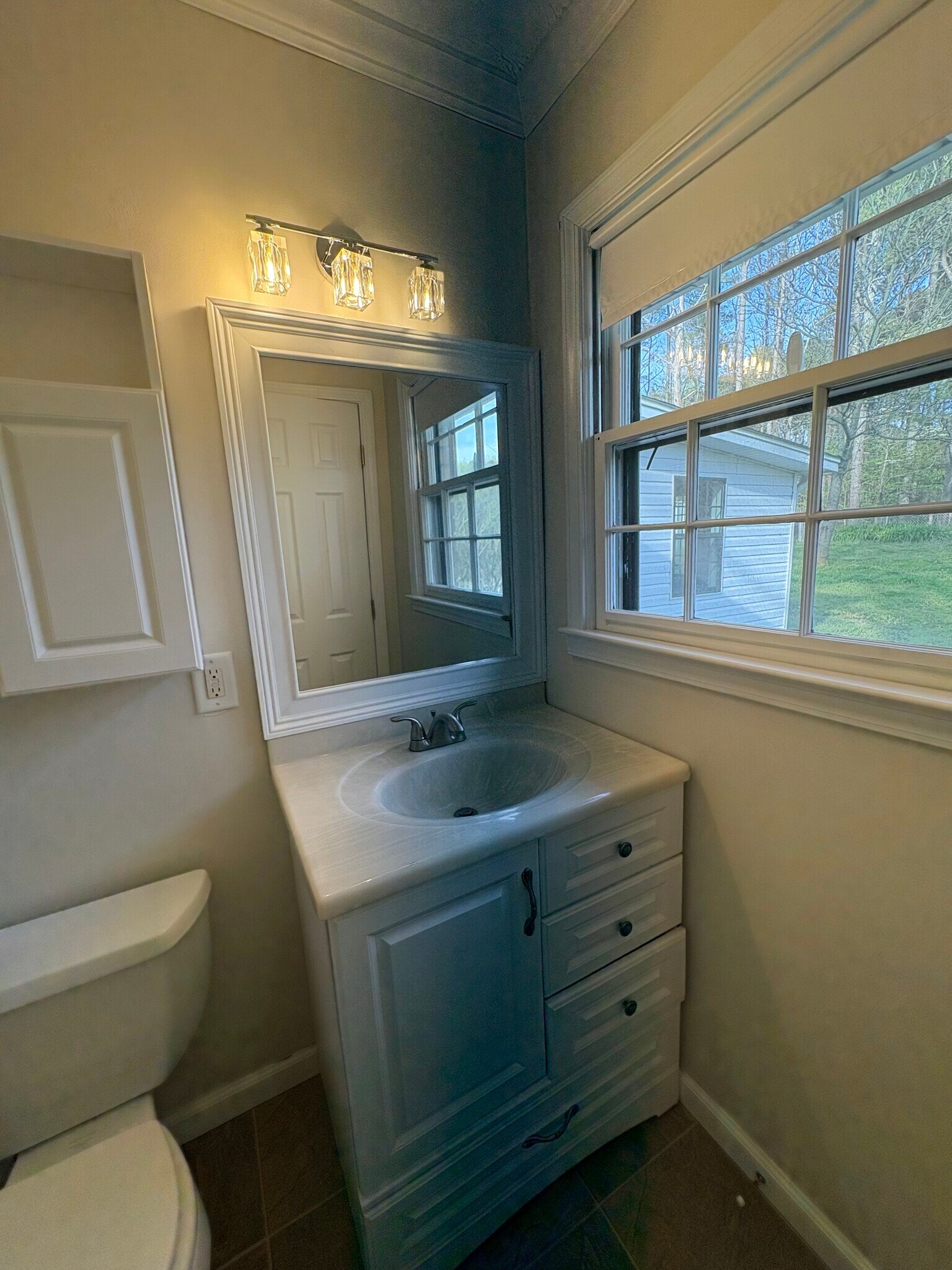 Building Photo - 169 Fleetwood Way