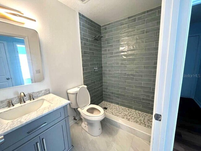 Building Photo - 10618 Logan Chase Ln