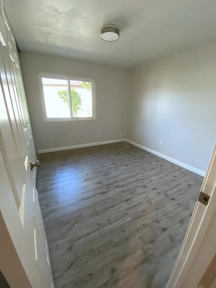 Building Photo - 13704 Quinton Rd