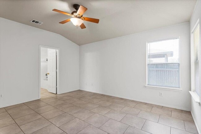 Building Photo - 2721 Breezy Point Cove