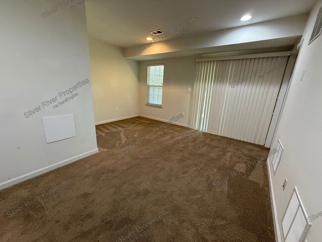 Building Photo - 951 Hall Station Dr