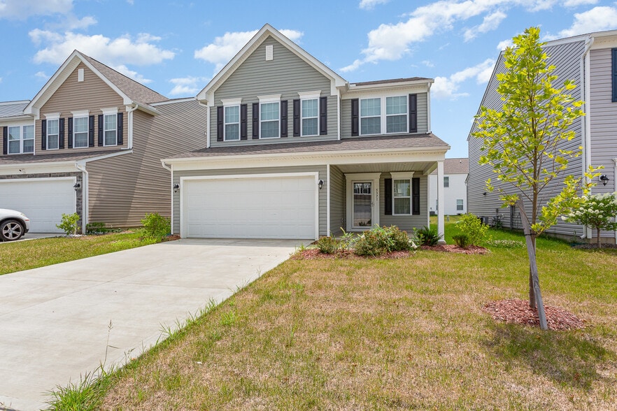Primary Photo - 5371 Coble Meadows Ln