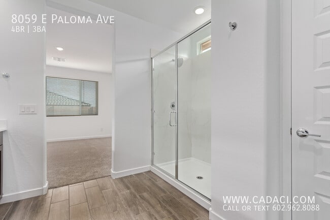 Building Photo - 8059 E Paloma Ave