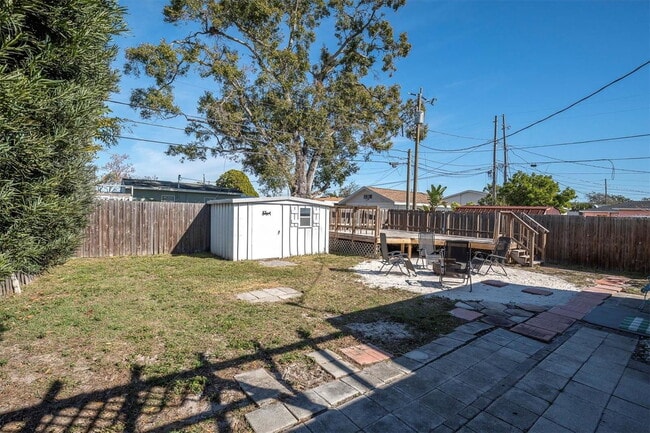 Building Photo - 4929 36th Ave N