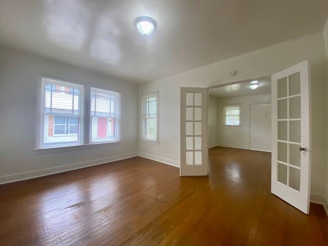 Building Photo - San Gabriel-2845