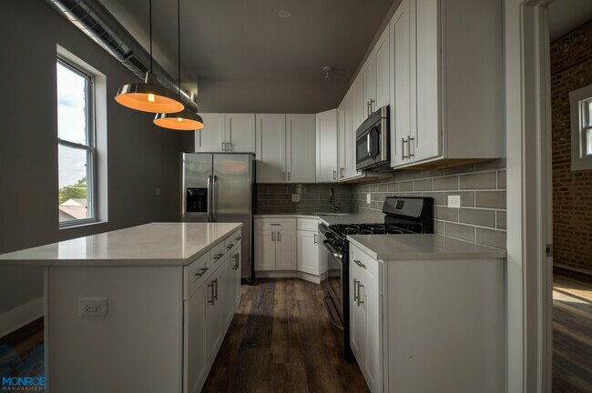 Floorplan - 1758 W. 21st Pl. / 2115 S. Wood St.