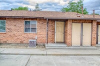 Building Photo - 380 Jill Ct