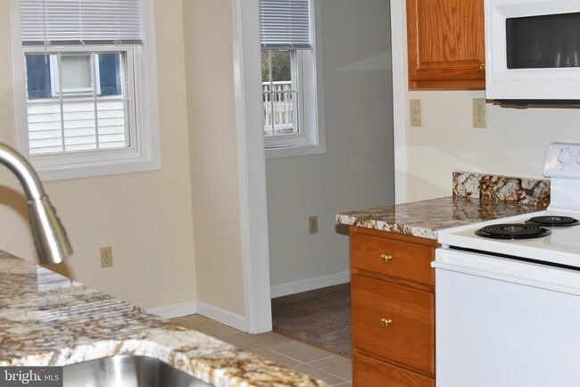 Building Photo - 8220 Savage Guilford Rd