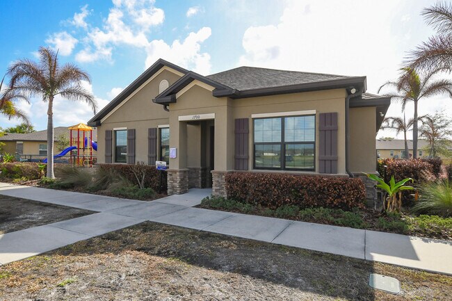 Building Photo - 1618 Merriment Way