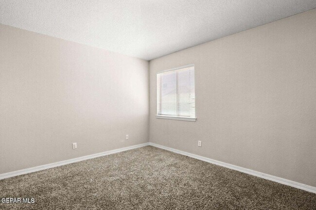 Building Photo - 3621 Tierra Bahia Dr