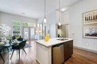 Building Photo - 2411 Fondren Rd