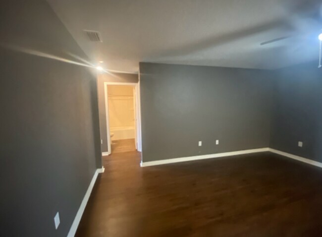 Building Photo - 26463 Mott Ave