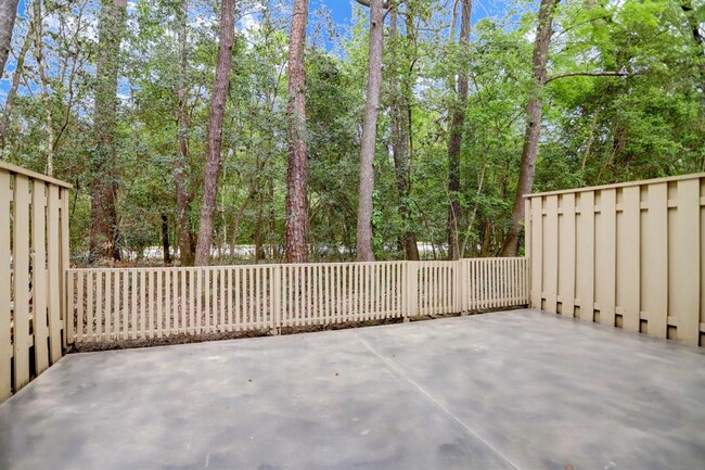 Building Photo - 2445 Settler's Way