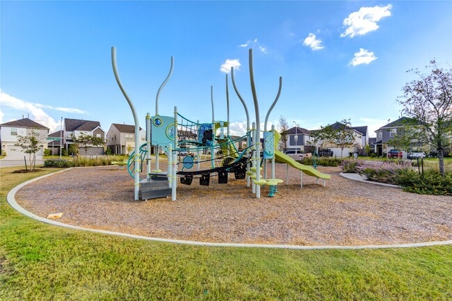 Building Photo - 31918 Holland Arbor Trl