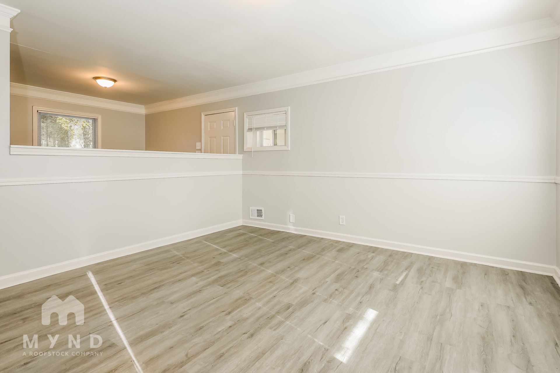Building Photo - 4769 Ridgewood Dr