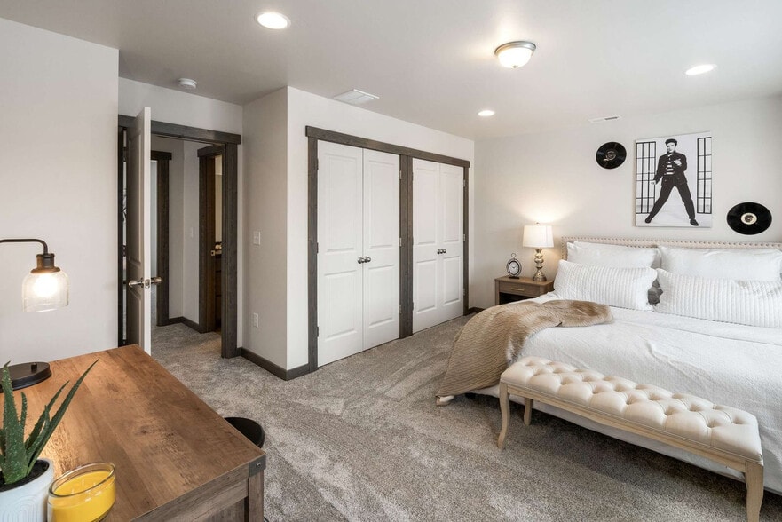 Building Photo - 2942 W Babcock St