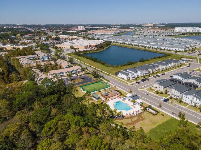 Building Photo - 4702 Sleepy Hollow Dr