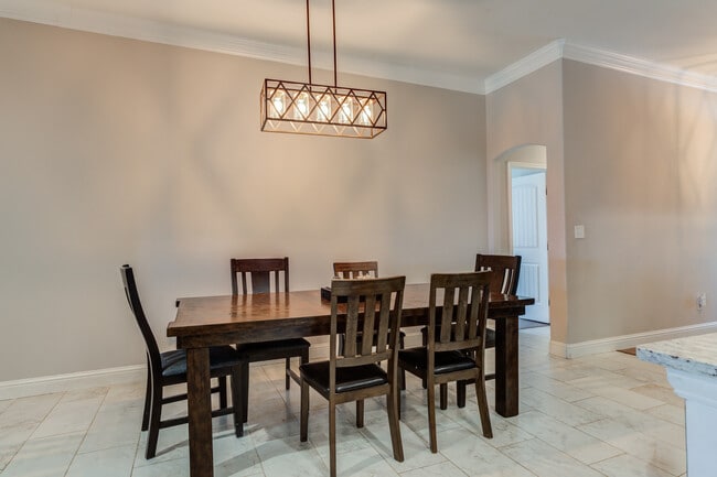 Building Photo - 6905 91st St