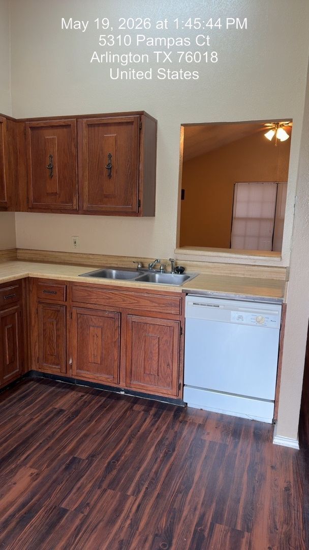 Building Photo - 5310 Pampas Ct