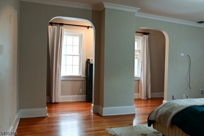 Building Photo - 12 Central Ave