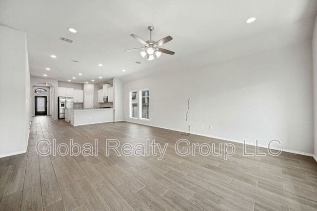 Building Photo - 14306 Hallows Grv