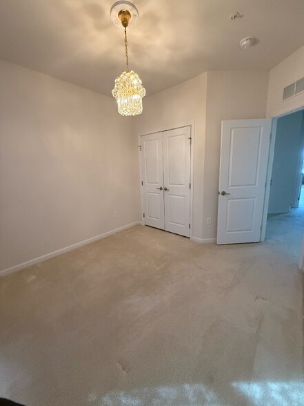 Building Photo - 19724 Vaughn Landing Dr