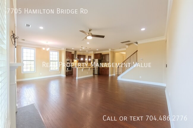 Building Photo - 7705 Hamilton Bridge Rd