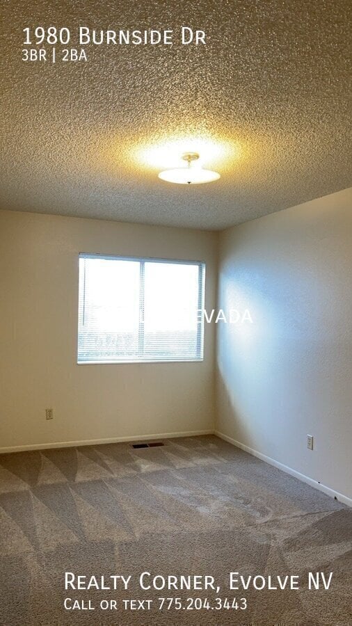 Building Photo - 1980 Burnside Dr