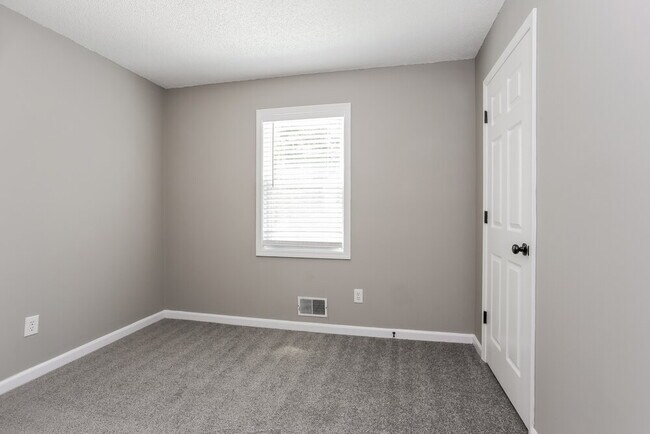 Building Photo - 7030 Steel Wood Dr NW