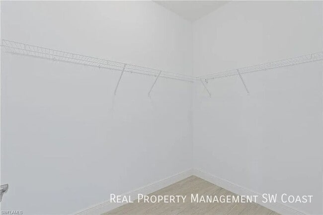 Building Photo - 4575 Catalina Ln