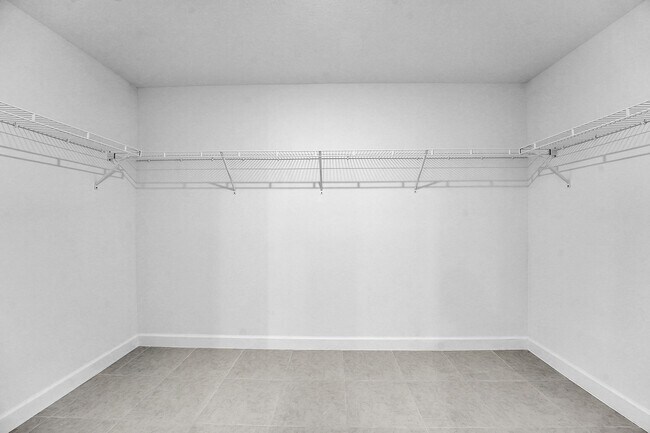 Building Photo - 6394 Windwood Wy