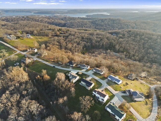 Building Photo - 42 Irish Hills Blvd