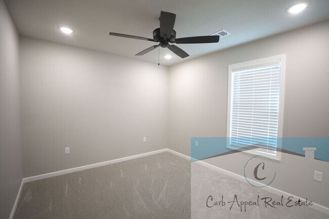 Building Photo - Move in special of $950!! Beautiful new construction 3 bed / 2 bath home -Brookland Schools