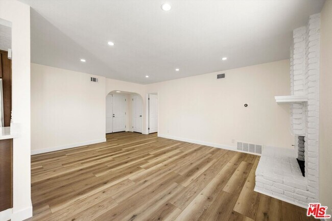 Building Photo - 1200 Windover Way